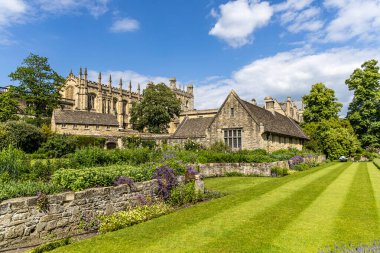 Oxford Savaş Anıtları Bahçeleri ve İsa Kilisesi.