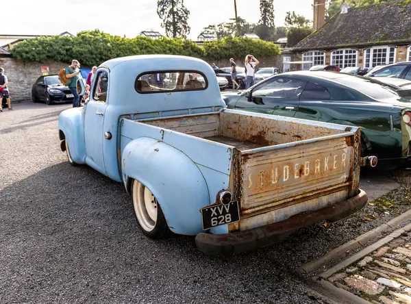 stock image Bristol , UK - October 8, 2023: Studebaker 2R5 rusty American truck in blue.