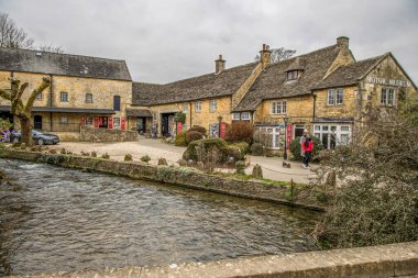 Bourton on the Water, UK - 3 Nisan 2023: Cotswold Motoring Museum and Toy Collection.