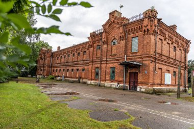 Liepaja, Letonya - 13 Haziran 2024: Karosta Askeri Cezaevi Müzesi Baltık Denizi 'ndeki eski Rus İmparatorluk ve Sovyet Deniz Üssü, bugün Liepaja' da bir mahalle.