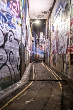 Bristol, İngiltere - 11 Şubat 2024: Bristol şehrinde Leonard Lane adında ünlü bir sokak.