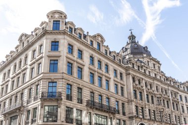 Londra 'daki Zarif Tarihi Viktorya Dönemi Süsleme Binası.