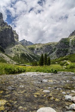 Vysoke Tatry Tatra Dağları Slovakya 'da Mala Öğrencisi Dolina.