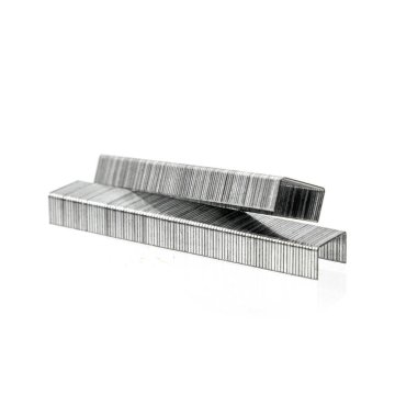 Beyaz arkaplanda zımba için yeni zımbalar.