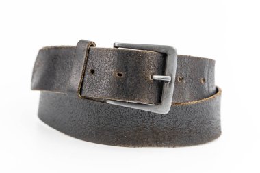 Çatlak bitiş ve kibrit tokalı gerçek deri kemer Grunge Rock için eskimiş Patina ya da günlük giysi.