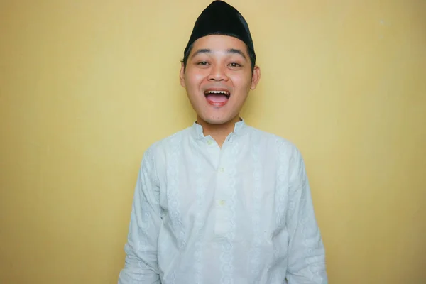 Indonesian Muslim Man Asian Descent Wearing Muslim Clothes Black Peci — Stock Photo, Image