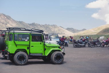 Doğu Cava 'daki yerli ve yabancı turistleri şımartan Bromo Dağı veya Semeru Dağı' nın güzelliği, 28 Ekim 2024 Endonezya 'nın Java adasının en yüksek noktasıdır.