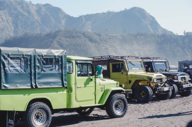 Doğu Cava 'daki yerli ve yabancı turistleri şımartan Bromo Dağı veya Semeru Dağı' nın güzelliği, 28 Ekim 2024 Endonezya 'nın Java adasının en yüksek noktasıdır.