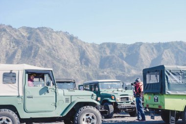 Doğu Cava 'daki yerli ve yabancı turistleri şımartan Bromo Dağı veya Semeru Dağı' nın güzelliği, 28 Ekim 2024 Endonezya 'nın Java adasının en yüksek noktasıdır.