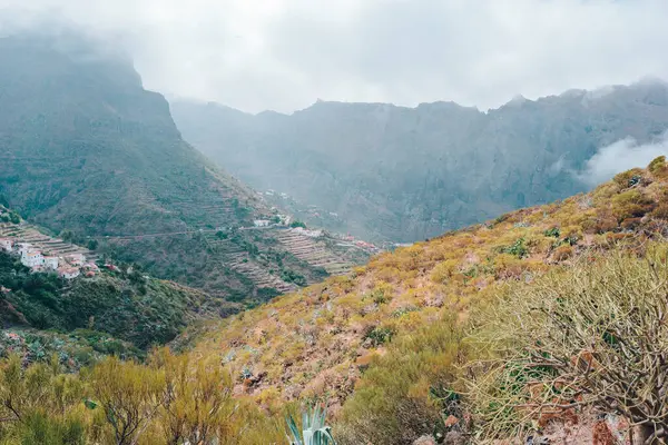 DÜNYANLARIN DÜNYA KARŞI GÜNÜNÜMÜZ