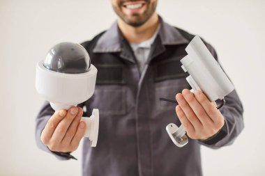 CCTV duvar kubbesi veya kurşun kamera modeli seçimi, izleme ve kaydetme satın alma sistemi, ev güvenliğinin hareket algılaması, akıllı yapay zeka teknolojisi, gece görüşü, satın almak için bağlanma gücü testi