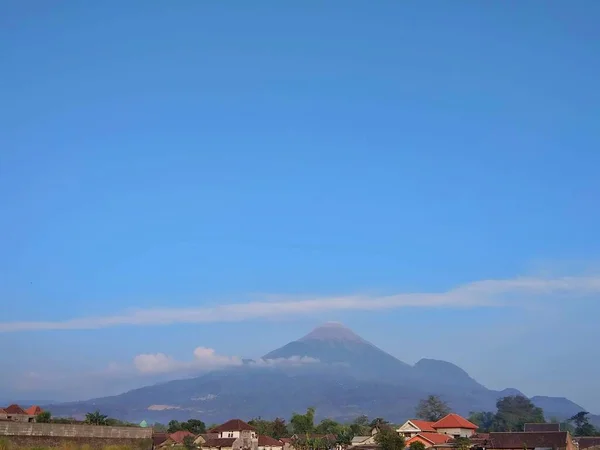Hermoso Paisaje Montaña Con Cielo Azul — Foto de Stock