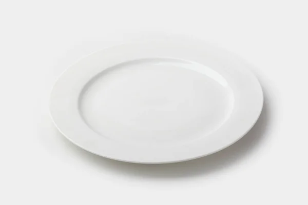 在白色背景上隔离的盘子 — 图库照片