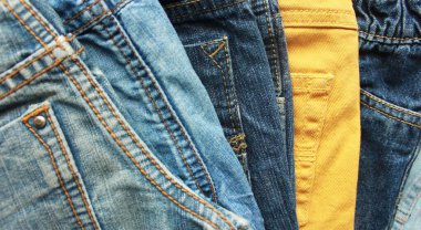 Denim. Denim kot kumaşı. Kot pantolon arka planı. Denim kot kumaşı veya kot pantolon arka planı.