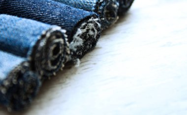 Denim. Kot kumaşı. Kot pantolon arka planı. Denim kot kumaşı veya kot pantolon arka planı.