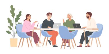 Dört kişilik çeşitli bir grup bir masanın etrafında oturmuş, dizüstü bilgisayarlar üzerinde çalışıyor ve modern bir çalışma alanında etkileşime geçiyorlar..