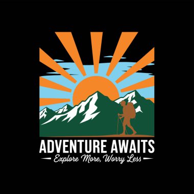 Bir grafik çizimi, gün doğumunda bir dağ manzarasında yürüyüş yapan, sırt çantalı ve bastonlu bir yürüyüşçüyü resmediyor..