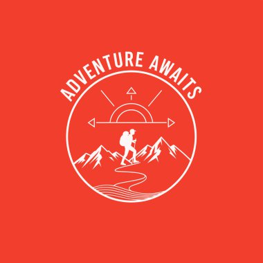 Kırmızı arkaplanda beyaz bir grafik, bir sırt çantası ve sırıkla dağlara doğru dönen bir yolda yürüyen bir yürüyüşçüyü tasvir eder..