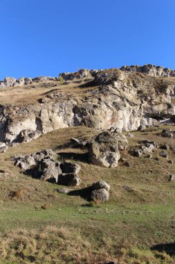 Dağlardaki dağ manzarası İsrail 'in kuzeyinde yer alıyor.
