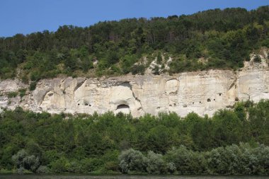 İsrail 'in antik şehrinin mağarası.