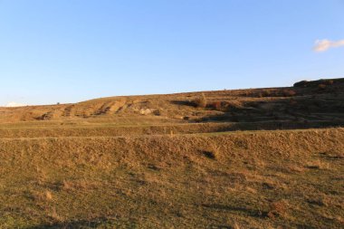 Kışın kırsalın manzarası