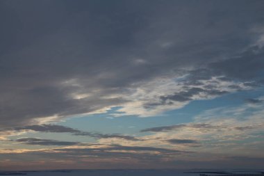 Baykal Gölü üzerinde kış günbatımı, Rusya