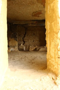 Kudüs şehrindeki ölü deniz tapınağının eski kalıntıları.