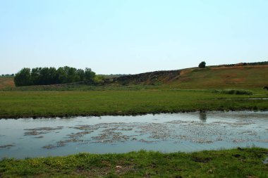 ile küçük bir nehir manzara