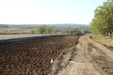 Asfalt yol, inşaat alanı