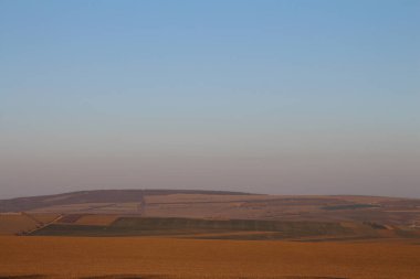 Dağlarda güzel bir gün batımı