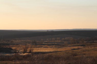 Dağlarda sonbahar manzarası