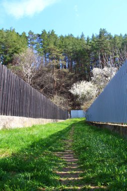 Japon köyünün çitleri ve çitleri