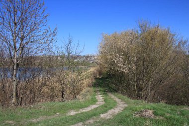 Bahar manzara kırsal kesimde.