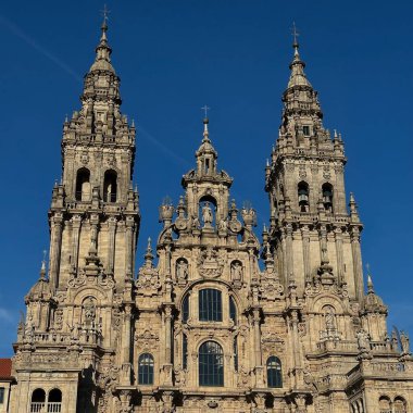 Dünyanın en ünlü şehirlerinin merkezindeki antik kutsal mezarlık kilisesinin eski şehri.