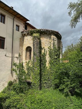 İtalya 'daki eski Castellucca şehri. yüksek kaliteli fotoğraf