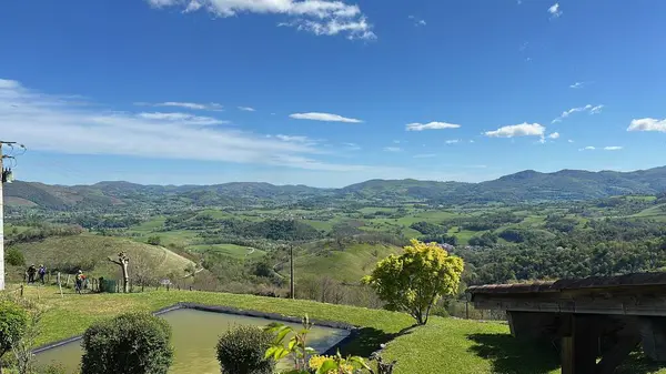 Kırsal manzarası çok güzel.