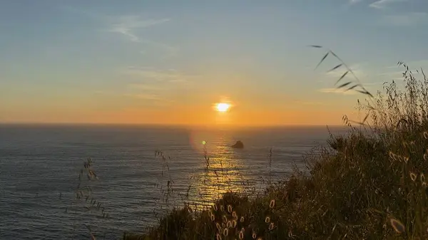 Dağlarda güzel bir gün batımı