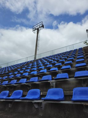 Mavi koltuklar ve stadyum koltukları
