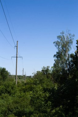 Bir yaz günü elektrik santrali