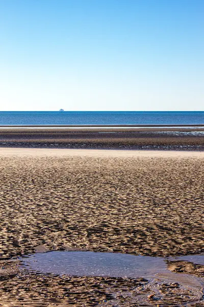 stock image Puerto Peasco is a tourist and fishing town in Mexico on the Gulf of California. It is known for Sandy Beach sheltered by dunes.