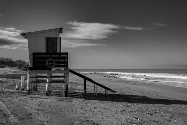 Wieża Ratownicza Plaży Południu Mar Del Plata Argentyna Zimowe Popołudnie — Zdjęcie stockowe