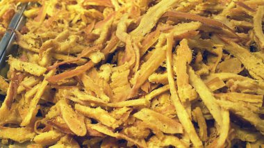 Pazarda kurutulmuş mürekkep balığı. Tayvan 'da yaygın bir çiğneme tapasıdır..