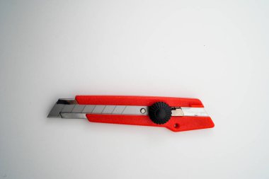 Kater bıçağını beyaza kopyalama alanı ile izole et