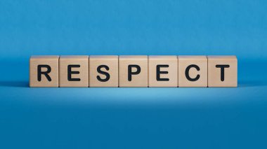 Tahta küplere saygı kavramı. Ahşap elementlere yakın, mavi arka planda 3D iş konsepti..