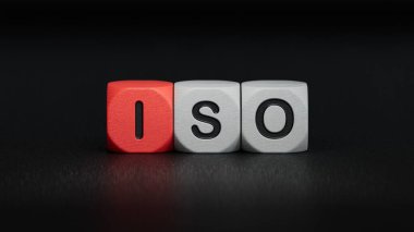 Tahta küplerin ISO kısaltması, işaretli. ISO kalite kontrol sertifika onaylama kavramı. Tahta elementlerin kapatılması. Siyah arkaplanda 3D görüntüleme.