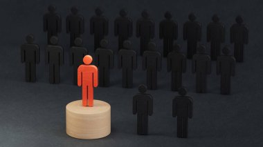 Tahta parça rekabet Strateji iş fikirleri kavramı, ahşap parça savaşı, iş stratejisi kavramı siyah arkaplan üzerine 3D yorumlama.