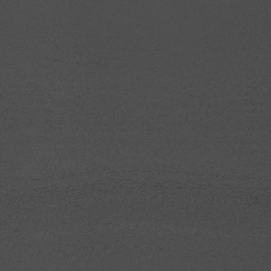 Okyanusta sörf tahtası üzerinde sörf yapan bir adam.