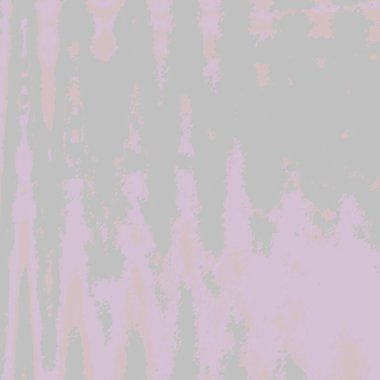 Takım elbiseli ve kravatlı bir adam duvarın önünde duruyor.