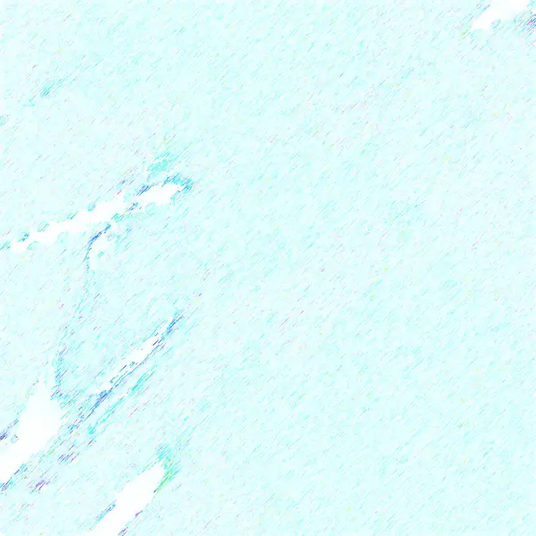 Karlı bir yamaçta kayak yapan biri.