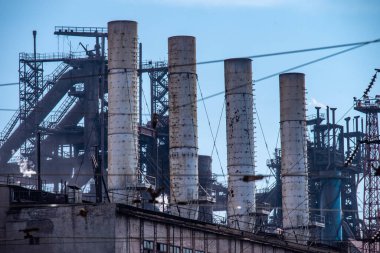 MARIUPOL, UKRAINE, 14 Nisan 2020: Azovstal Mariupol Metalurji Santrali